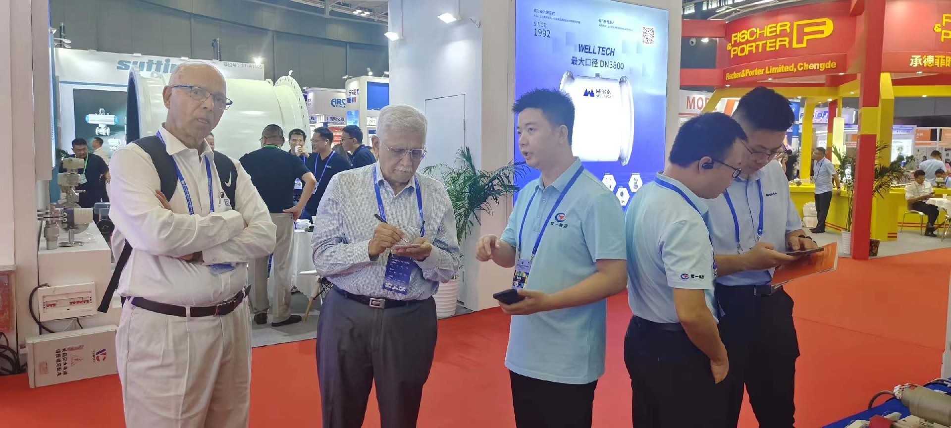 楚一測控展臺盛況 楚一測控展臺盛況